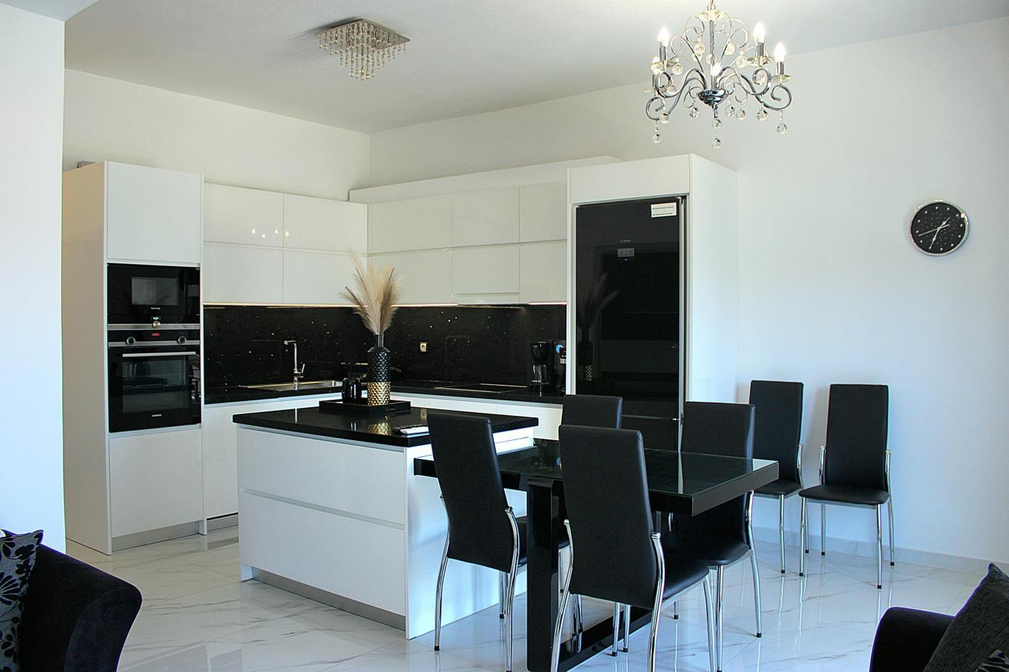 Black & White Seaside House Kalamia Corinth Exterior photo